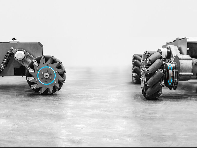 Omnidirektionales fahrerloses Transportsystem mit Kugellager